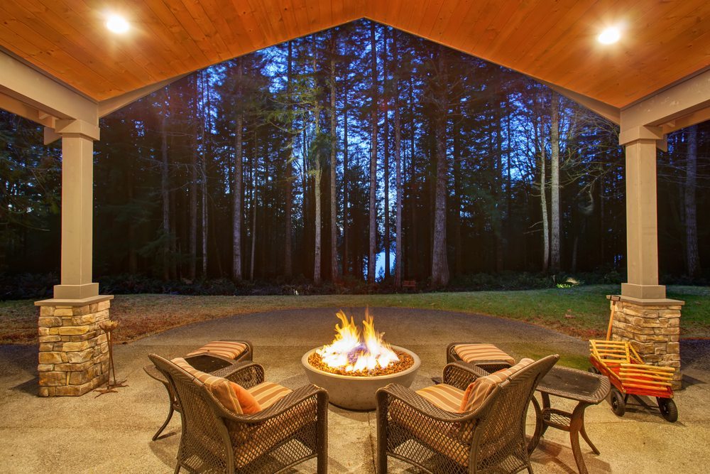 Gather Round the Fire – Ways to Design Your Fire Pit