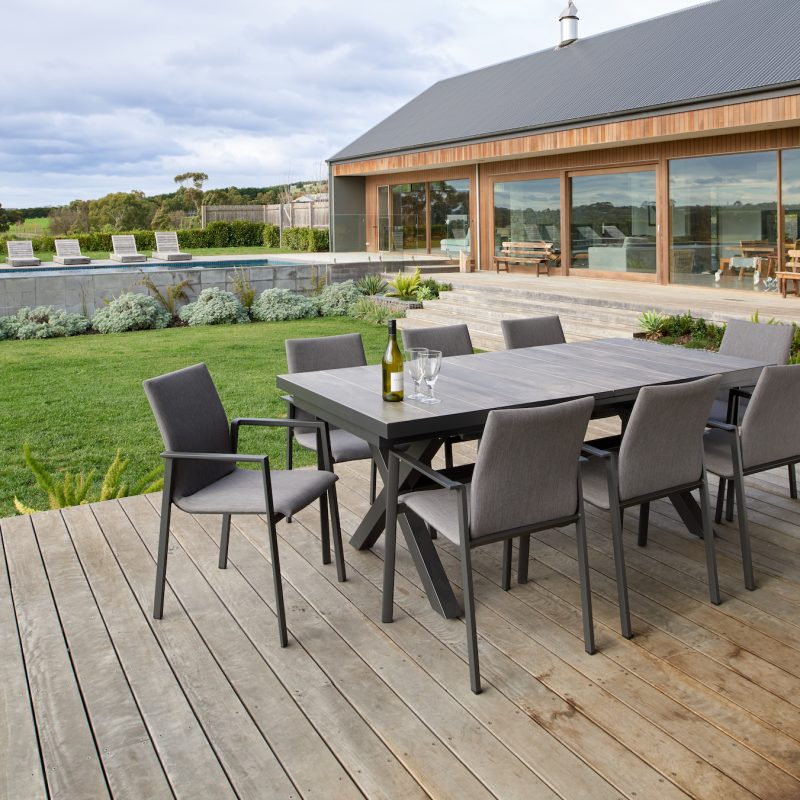 Melton Craft - Memphis 11 Piece Extension Setting