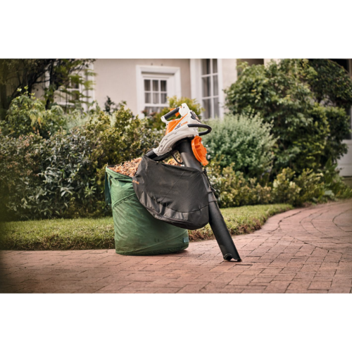 Stihl - AK - Battery Vacuum Shredder